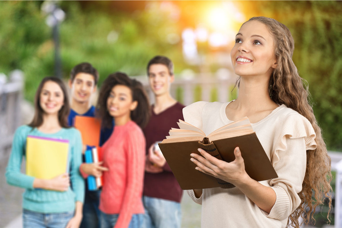 7 Ways to Attract University-Age Youths to Get Them Engaged and Buying from Your Brand 7 Ways to Attract University-Age Youths to Get Them Engaged and Buying from Your Brand